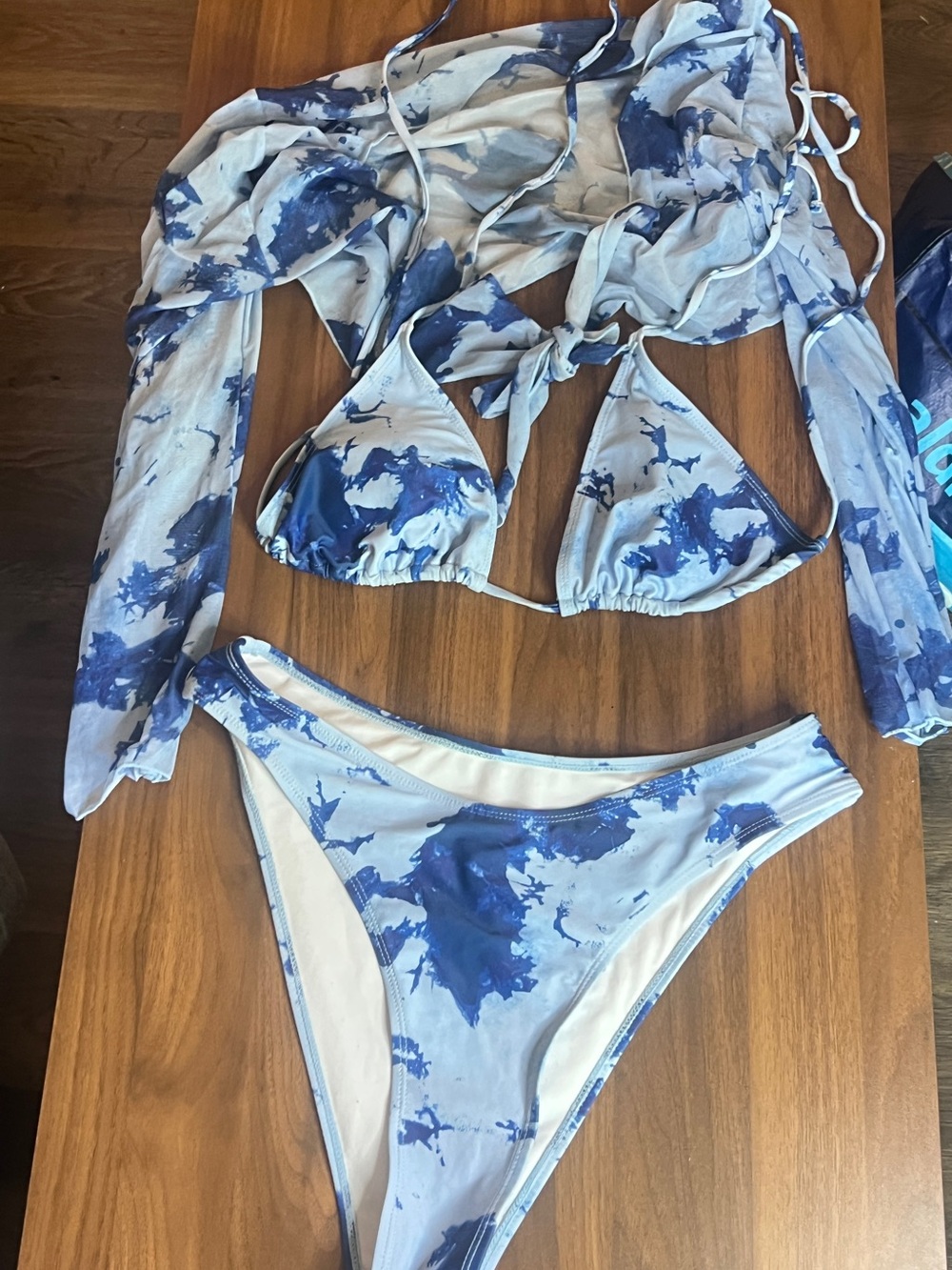 SHEIN Blue & White Blue Marble Bikini & Shirt Cover Up (2XL)